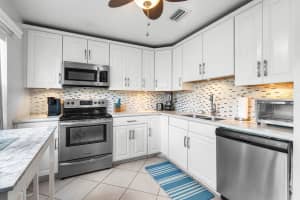 5342 Jog Lane, Delray Beach, FL 33484 Sold 11/01/24