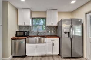 1022 Park Circle S, West Palm Beach, FL 33405 Sold 01/06/25