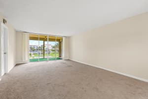 901 Gardenia Drive 279, Delray Beach, FL 33483 Sold 10/18/24