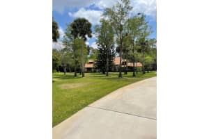 12122 Quercus Lane, Wellington, FL 33414 Sold 10/18/24