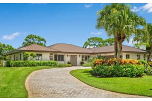 5271 SE Burning Tree Circle, Stuart, FL 34997 Sold 12/12/24