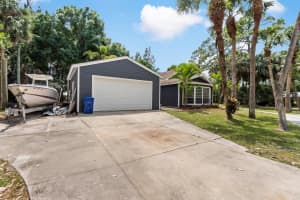 8185 25th Street, Vero Beach, FL 32966 Sold 12/02/24