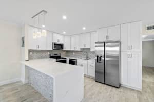 90 Flanders B 90, Delray Beach, FL 33484 Sold 10/29/24