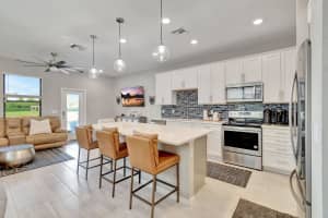 2377 Byron Street, Palm Springs, FL 33406 Sold 09/30/24