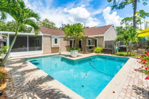 435 Oak Shadow Way, Wellington, FL 33414 Sold 10/04/24