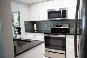 3154 Via Poinciana 210, Lake Worth, FL 33467 Sold 10/29/24