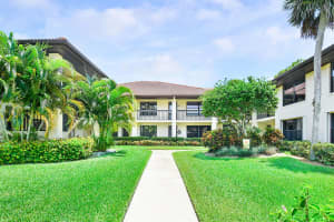 271 SW South River Drive 204, Stuart, FL 34997 Sold 10/21/24