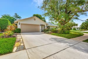 1824 Primrose Lane, Wellington, FL 33414 Sold 09/30/24