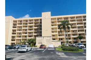 7076 Huntington Lane 801, Delray Beach, FL 33446 Sold 10/16/24