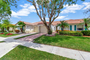 6073 Lake Hibiscus Drive, Delray Beach, FL 33484 Sold 10/24/24