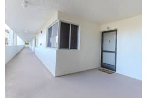 3186 Via Poinciana 202, Lake Worth, FL 33467 Sold 11/04/24