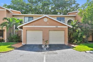 317 NW 103rd Terrace, Pembroke Pines, FL 33026 Sold 11/18/24