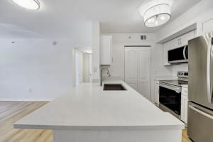 MLS# R11013213, Boynton Beach, Florida 33437