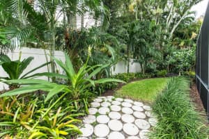 8545 Wakefield Drive, Palm Beach Gardens, FL 33410 Sold 09/25/24