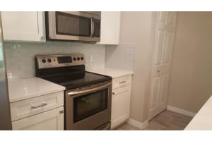 6543 SE Federal Highway 5-204, Stuart, FL 34997 Sold 02/06/25