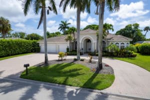 306 Glenbrook Drive, Atlantis, FL 33462 Sold 09/27/24