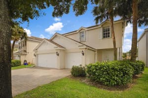 122 Kensington Way, Royal Palm Beach
