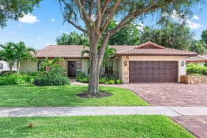 MLS# R11013601, Boca Raton, Florida 33433