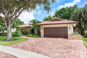 MLS# R11013601, Boca Raton, Florida 33433