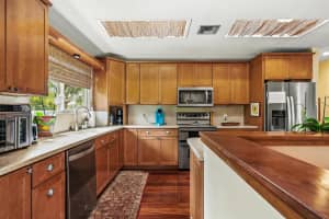 1101 Granada Street, Fort Pierce, FL 34949 Sold 03/14/25