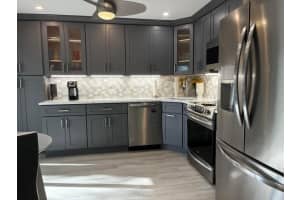 7479 Glendevon Lane 502, Delray Beach, FL 33446 Sold 03/03/25