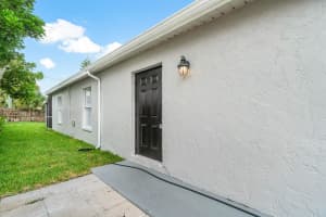 5910 S 38th Street, Greenacres, FL 33463 Sold 11/26/24