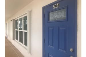 204 Greenbrier A, West Palm Beach, FL 33417 Sold 05/08/25