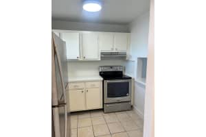 8200 Sunrise Lakes Boulevard 108, Sunrise, FL 33322 Sold 02/05/25