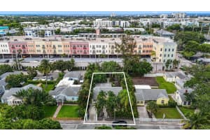 211 NE 1st Avenue, Delray Beach, FL 33444 Sold 07/09/25
