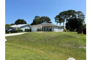 7501 Brookline Avenue, Fort Pierce, FL 34951 Sold 05/05/25