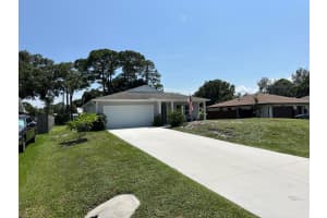 7501 Brookline Avenue, Fort Pierce, FL 34951 Sold 05/05/25