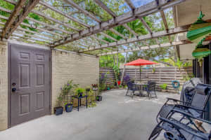129 1st Terrace, Palm Beach Gardens, FL 33418 Sold 10/08/24