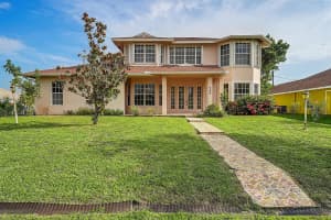 497 SW Dagget Avenue, Port Saint Lucie, FL 34953 Sold 10/30/24