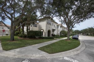 11 Stoney Drive, Palm Beach Gardens, FL 33410 Sold 01/24/25
