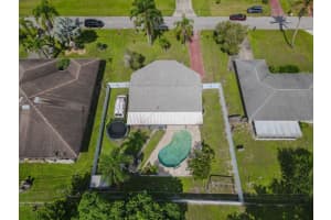 325 NW Curry Street, Port Saint Lucie, FL 34983 Sold 11/27/24