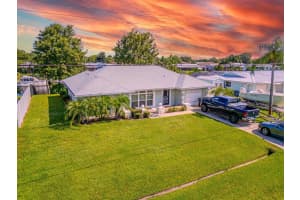 727 SE Calmoso Drive, Port Saint Lucie, FL 34983 Sold 11/29/24