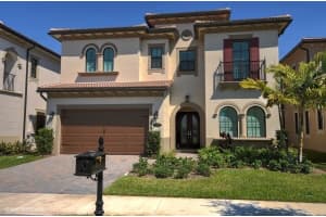 9170 Meridian Drive E, Parkland, FL 33076 Sold 02/25/25