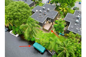 2438 Waterside Dr Drive, Lake Worth, FL 33461 Sold 10/04/24
