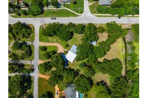 746 36th Avenue, Vero Beach, FL 32968 Sold 10/23/24
