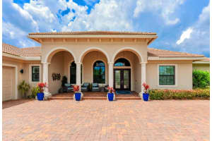 3200 SW English Garden Drive, Palm City, FL 34990 Sold 11/15/24