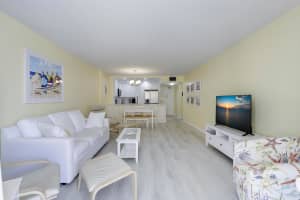 3540 S Ocean Boulevard 101, South Palm Beach, FL 33480 Sold 02/26/25