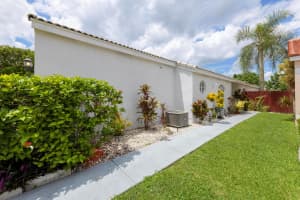 215 Wedgewood Circle, Greenacres, FL 33463 Sold 10/24/24