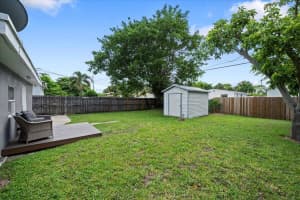 943 Charles Street, West Palm Beach, FL 33401 Sold 10/28/24