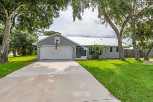 6606 Woodsmere Way, Fort Pierce, FL 34951 Sold 01/14/25