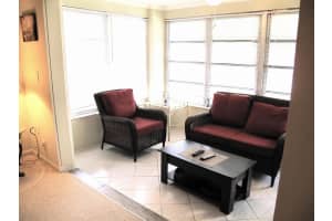 1202 S Drive Circle B, Delray Beach, FL 33445 Sold 10/07/24