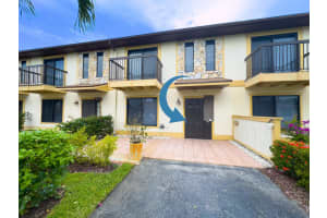 MLS# R11014610, Lantana, Florida 33462