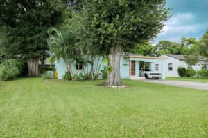 1103 Beach Court, Fort Pierce, FL 34950 Sold 12/20/24