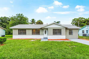 3103 Anderson Drive, Fort Pierce, FL 34946 Sold 10/25/24
