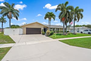 910 Camellia Drive, Royal Palm Beach, FL 33411 Sold 11/13/24