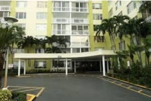 4400 Hillcrest Drive 917b, Hollywood, FL 33021 Sold 04/03/25